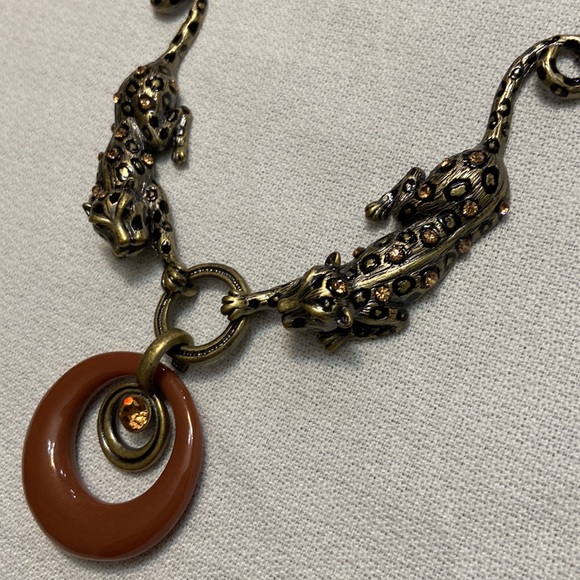 Vintage Cheetah, Leopard,Tiger- Beautifully Rhinestone Embellished Necklace - Picture 1 of 6